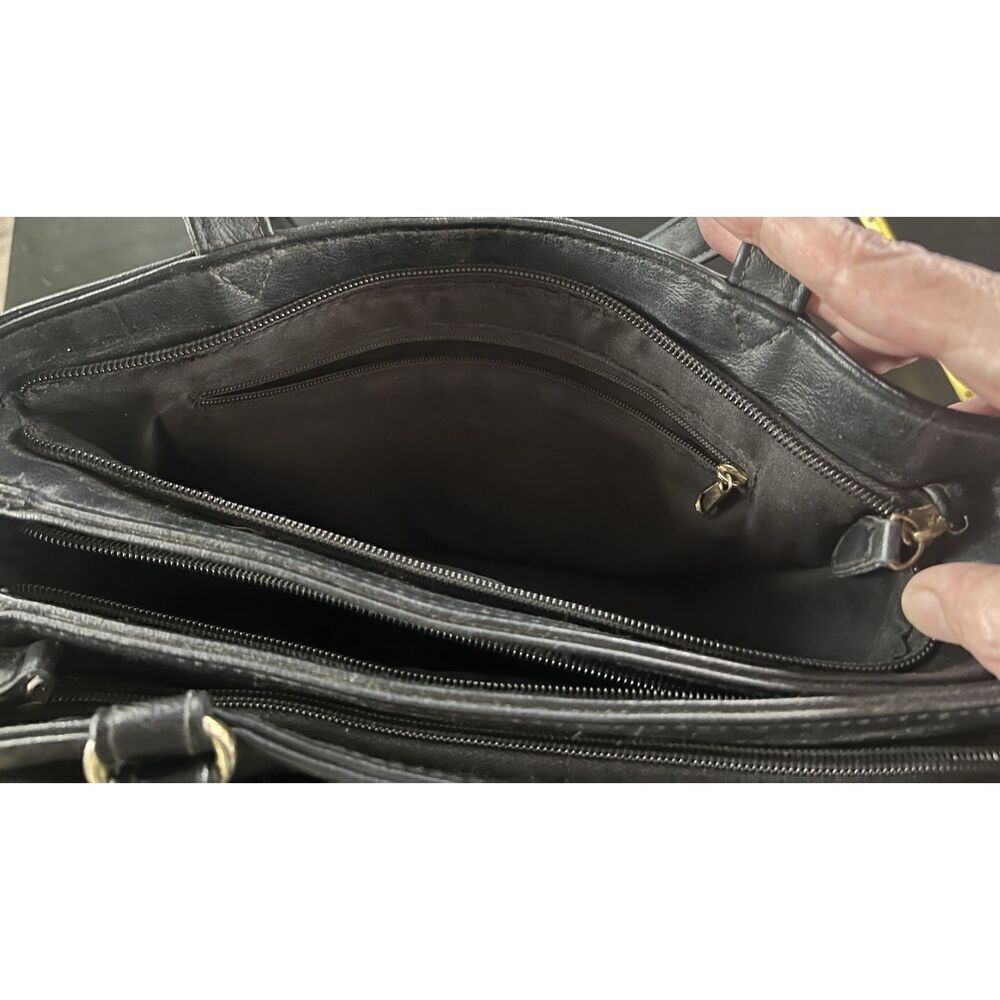 Cole Haan Shoulder Bag L Black Shoulder Straps Gold Hardware Lots Pockets Vtg - Picture 8 of 9